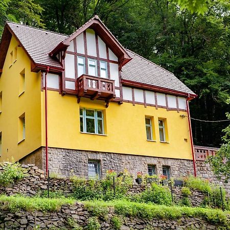 Vila Weigend Libouchec 외부 사진